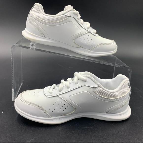 bcg Shoes Bcg Girls Sz 3 Cheer Tumbler Cheerleading Shoes White